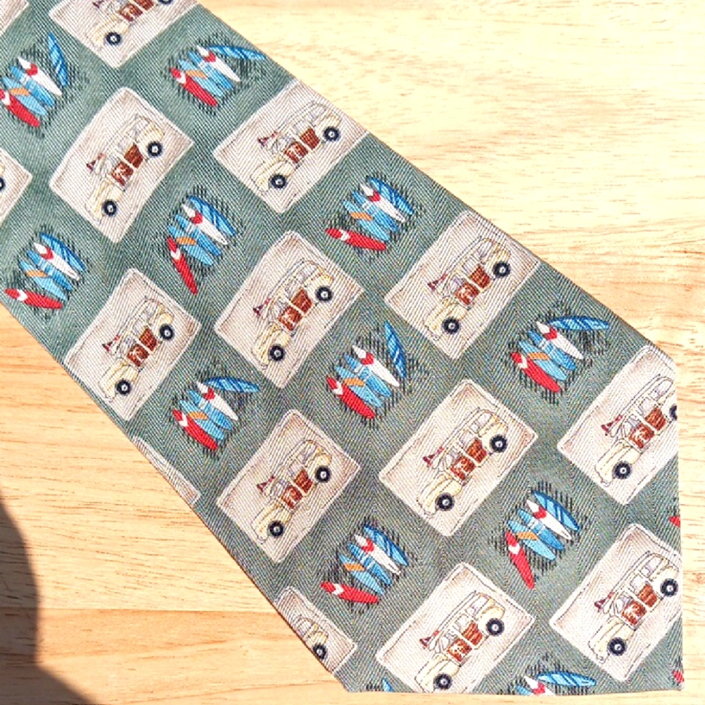 Vintage Car and Surfboard Patterned *PRINT* Tie